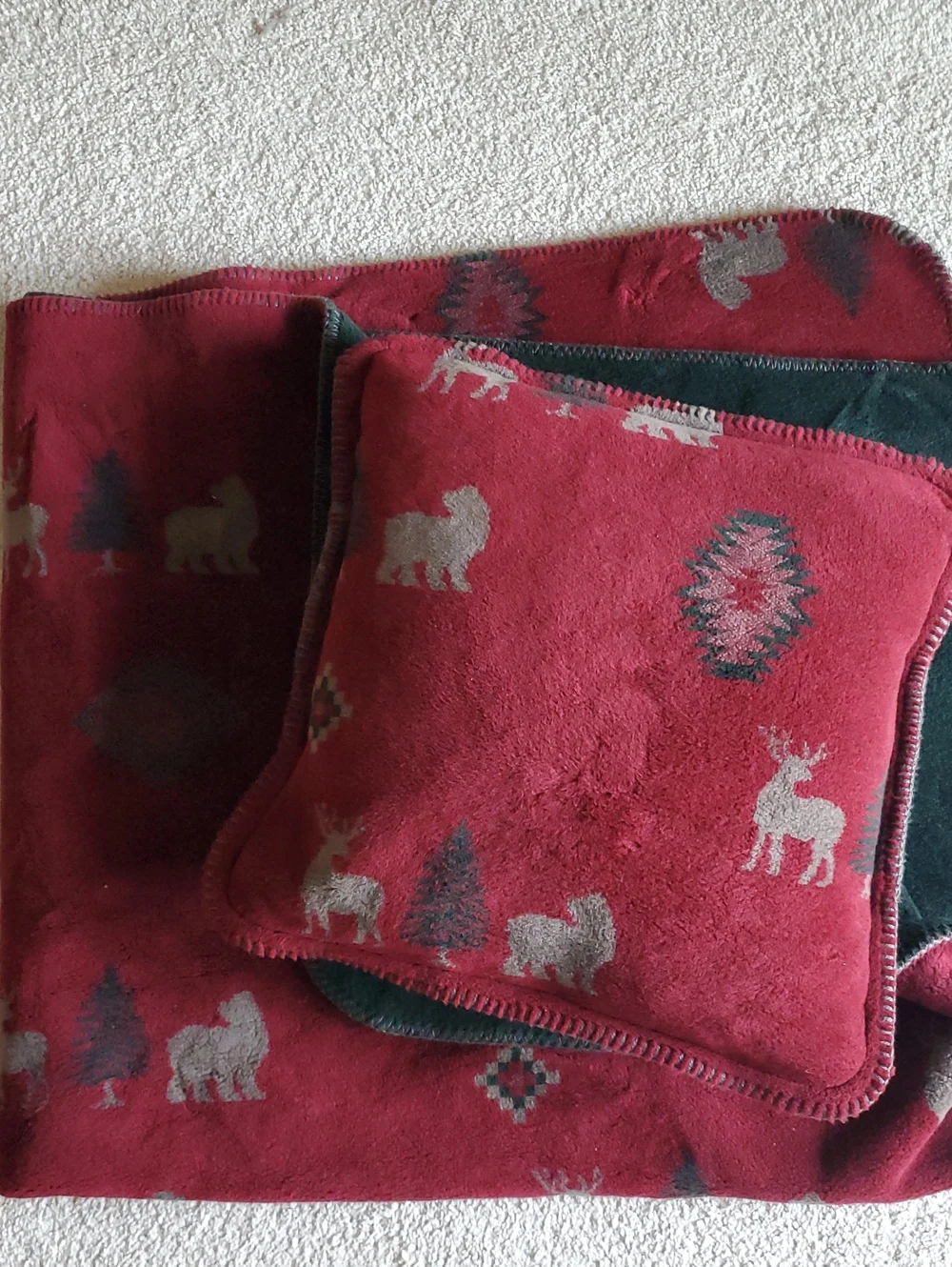 Cozy Thick Double Side Red Woodland Throw Blanket 48x60 Pillow 16